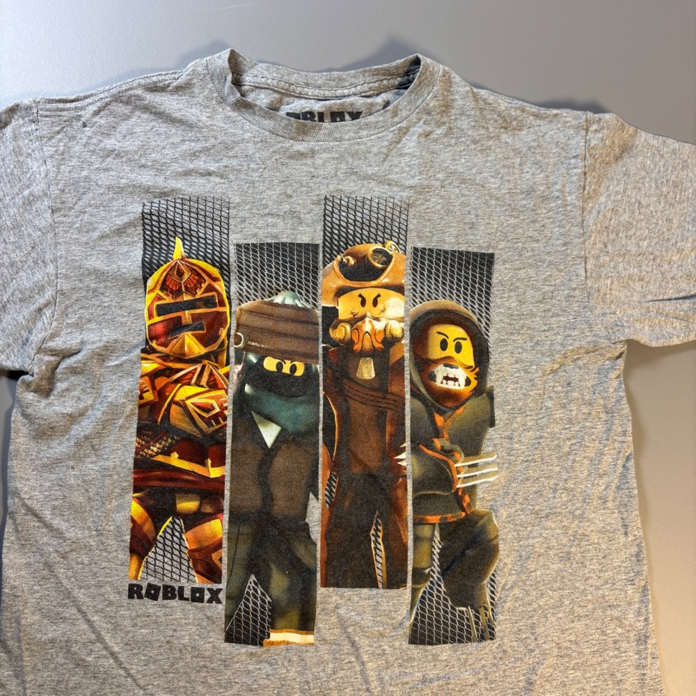 Roblox Kids Gray Graphic T Shirt Size M 10 12 Short Sleeve Crew Neck Tee